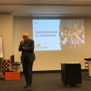 Presentatie Erik Mijnheer op het Schoolschaakcongres (foto Herbert Eppinga)