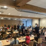 Overzicht speelzaal in Almere, halve finales E (foto Pim Beers)