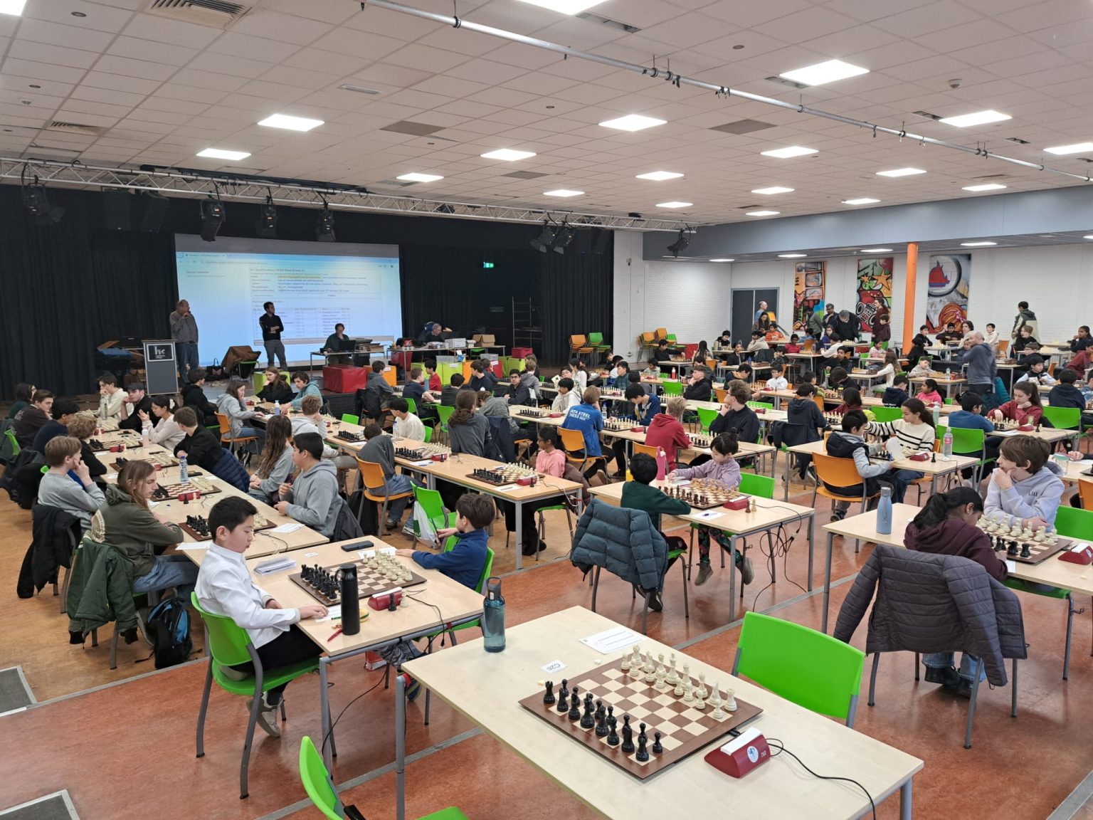 Speelzaal kwalificatie NK ABC in Best (foto org)