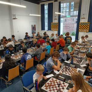 De teams van de Meesterklasse C in Delft (foto Rene Kniest | KNSB)