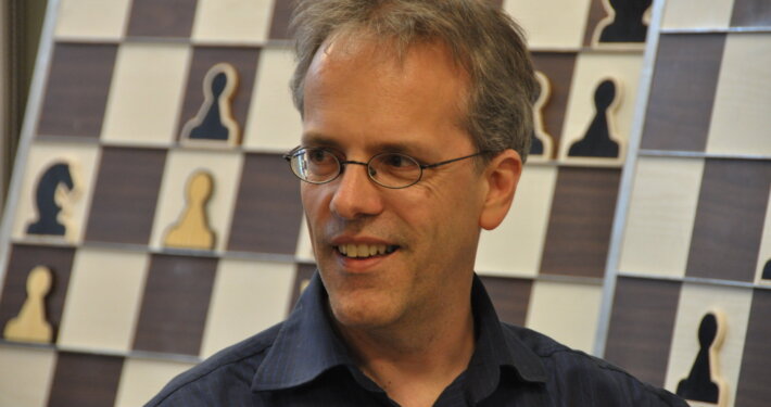 Foto schaaklezing ( (c) foto Peter Doggers)